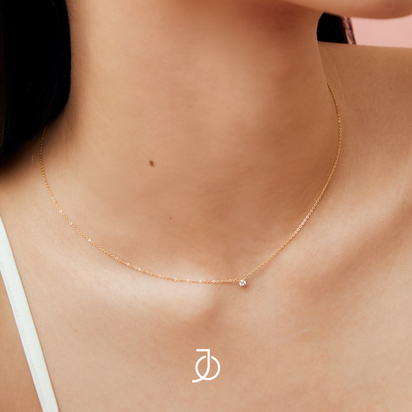 JO Petite Diamond With Adjustable Chain Necklace 17k