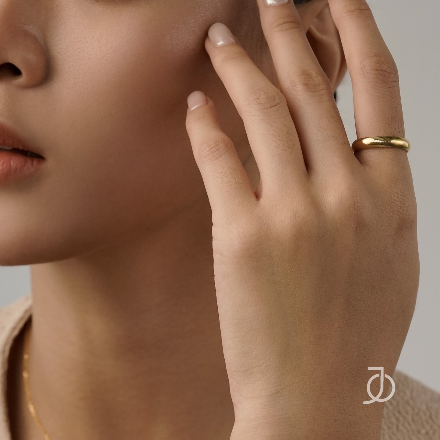 JO Cincin Emas-4mm Curved Band 17k