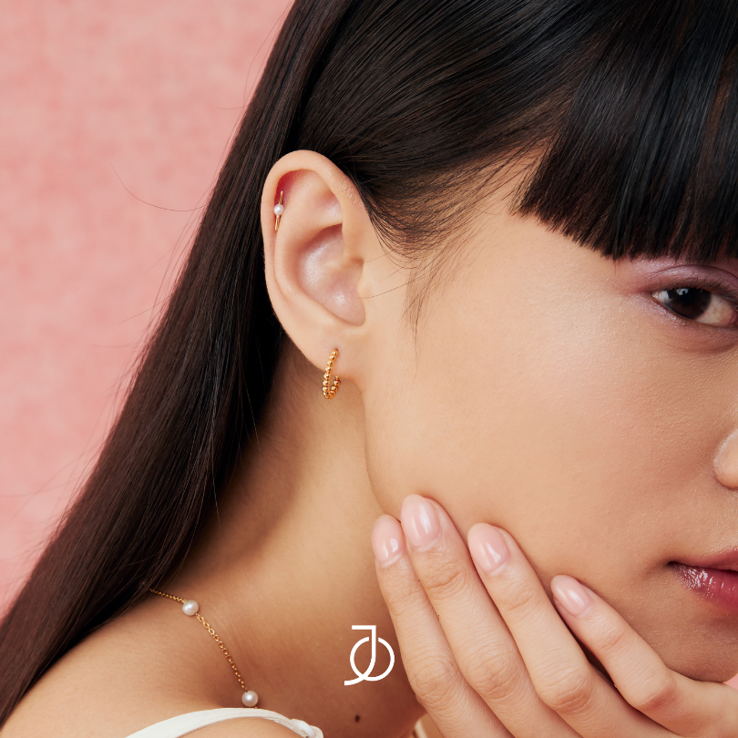 JO Anting Emas - Pearl On A Bar Studs 17K