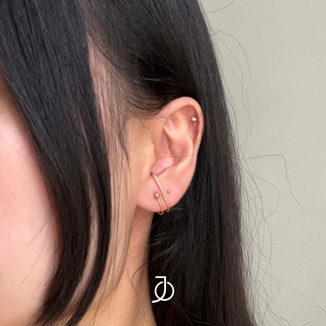 JO Mini Ball Illusion Studs 17k