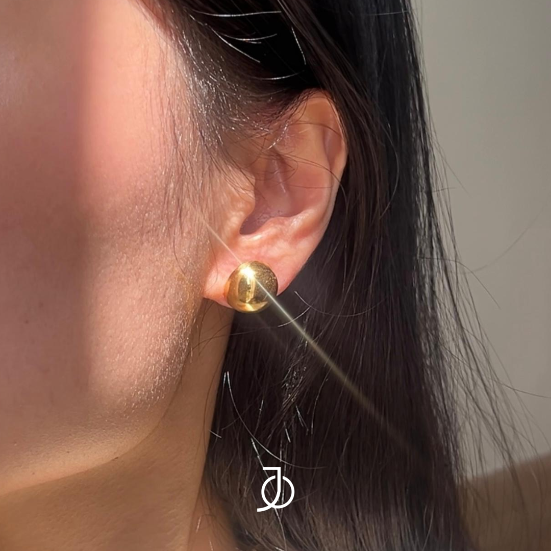 JO Anting Emas - Half Dome Ball Studs 17K