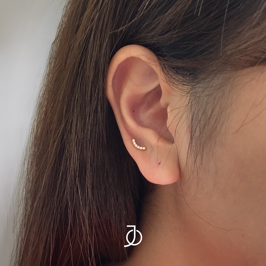 JO Pave Curve Bar Flat Back 17k