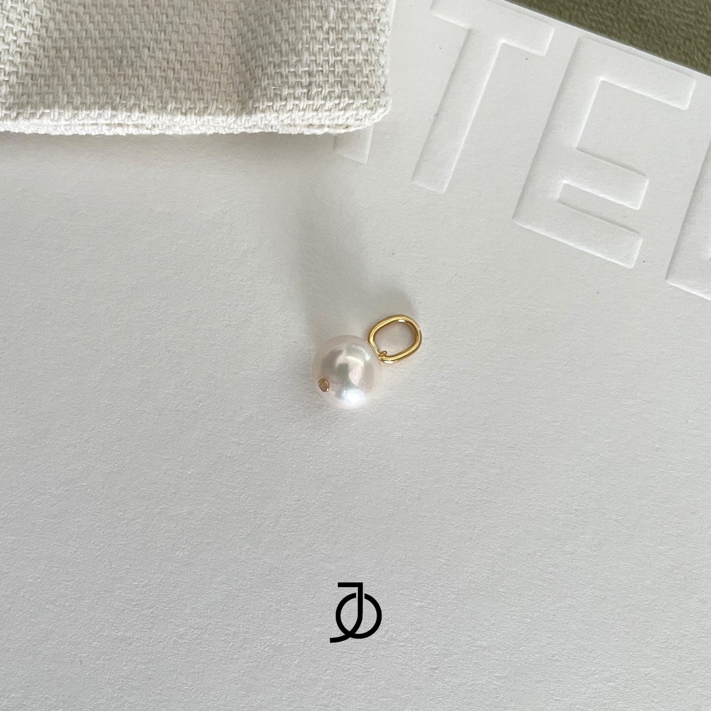 JO Gumball Pearl Pendant 17K