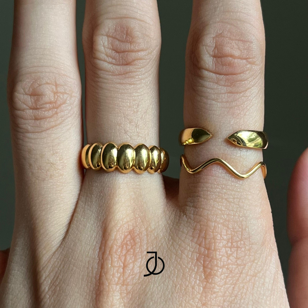 JO Squiggle Ring