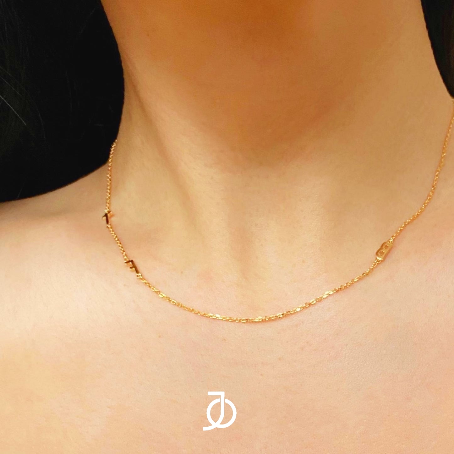 Jo Custom Horizontal Alphabet Thin Chain 17k