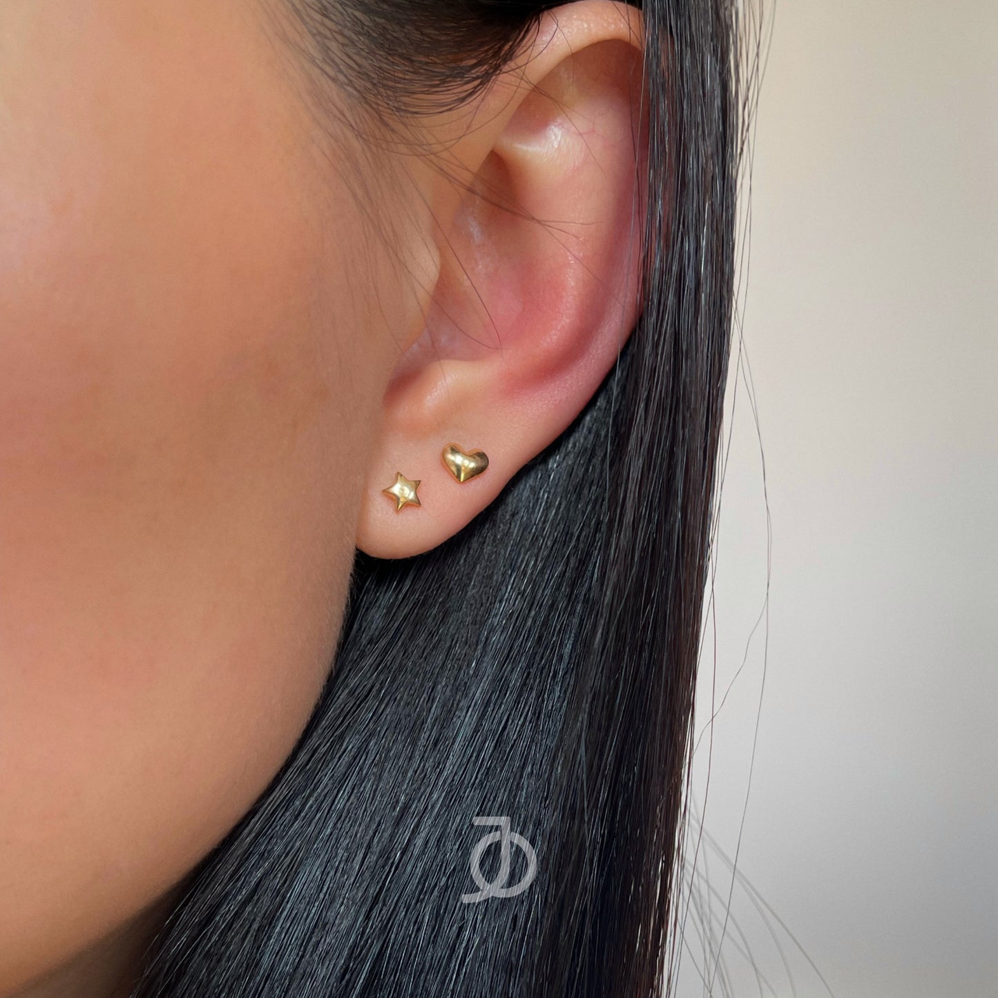 JO Dome Heart Studs