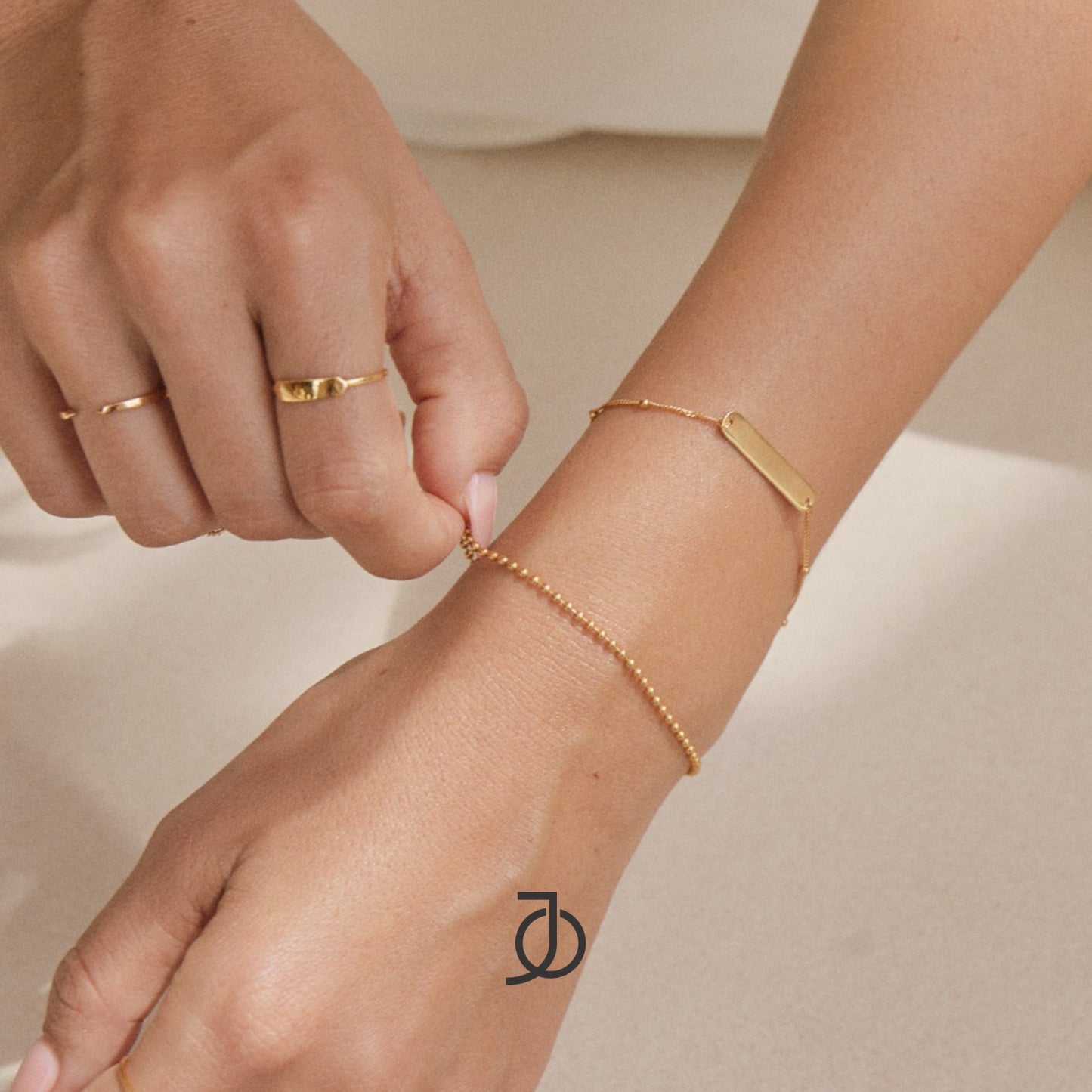 JO GOLD BALL ID BRACELET
