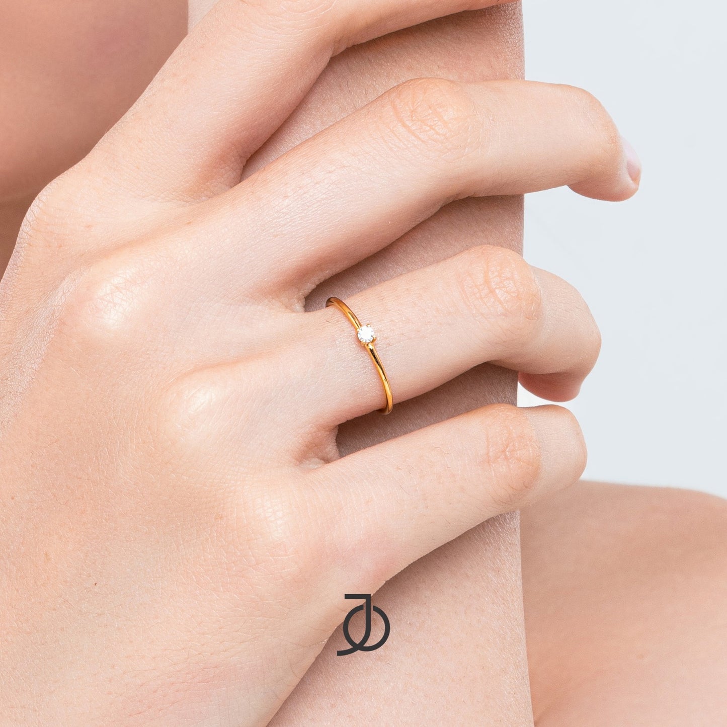 JO Diamond Thin Ring