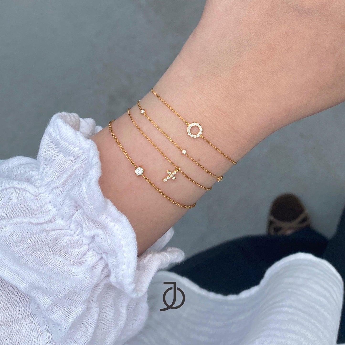 JO Gelang Emas - Diamond Circlet With Adjustable Bracelet 17K