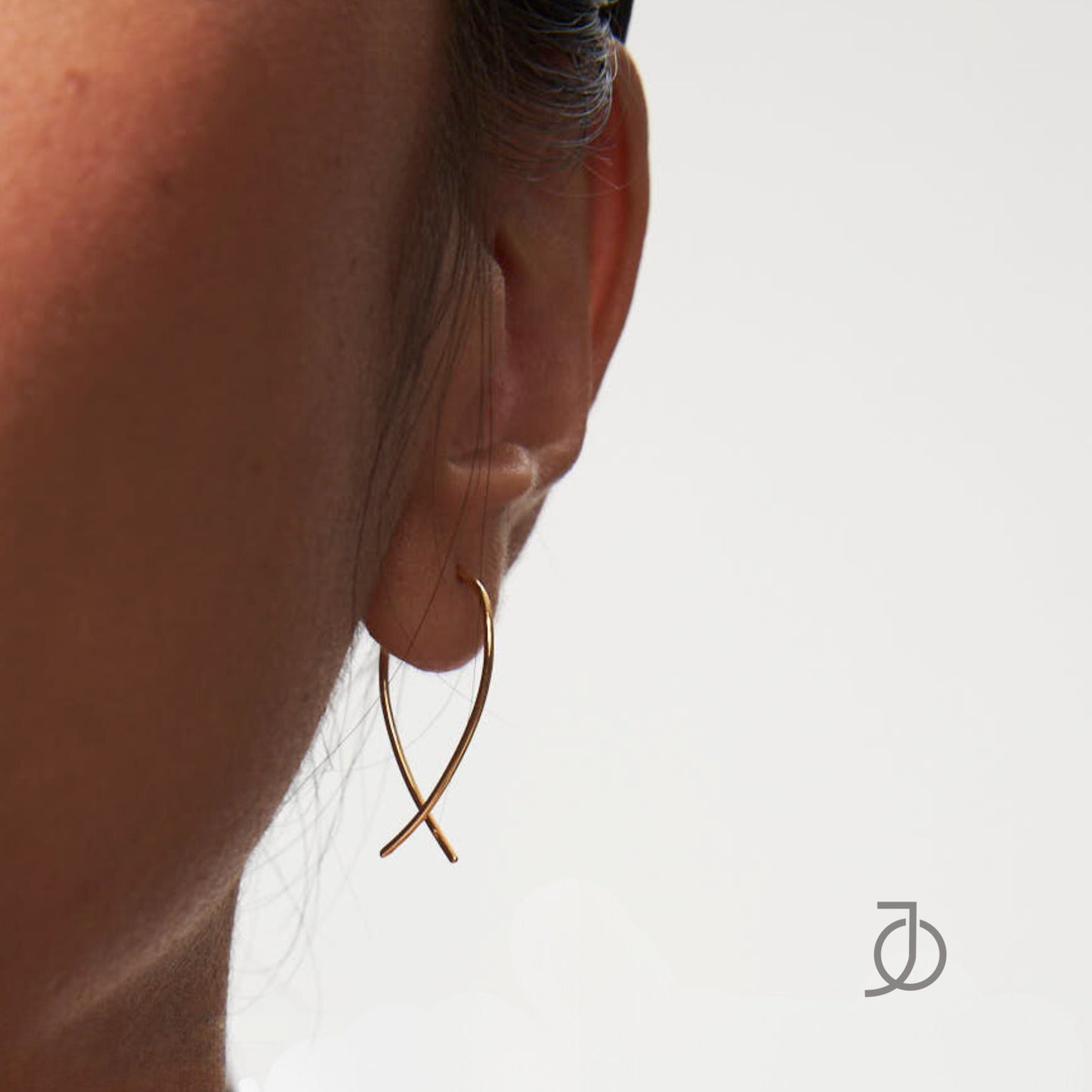 Jo Cross Wire Earrings