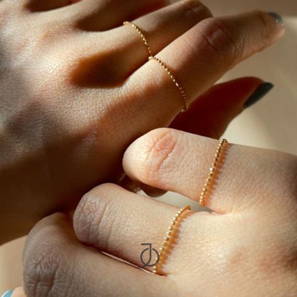 JO Mini Beaded Chain Rings