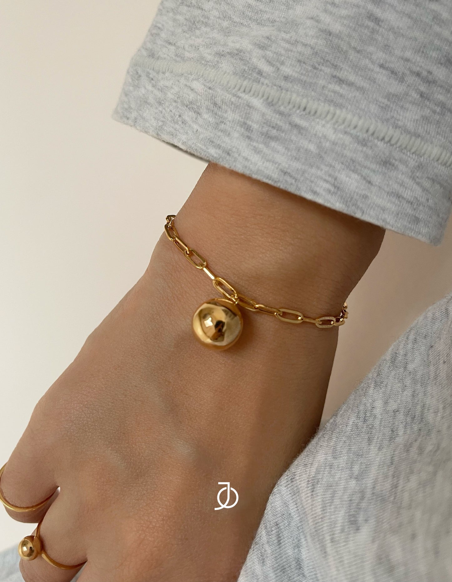 JO DROP BALL DANGLE BRACELET WITH PAPER CLIP