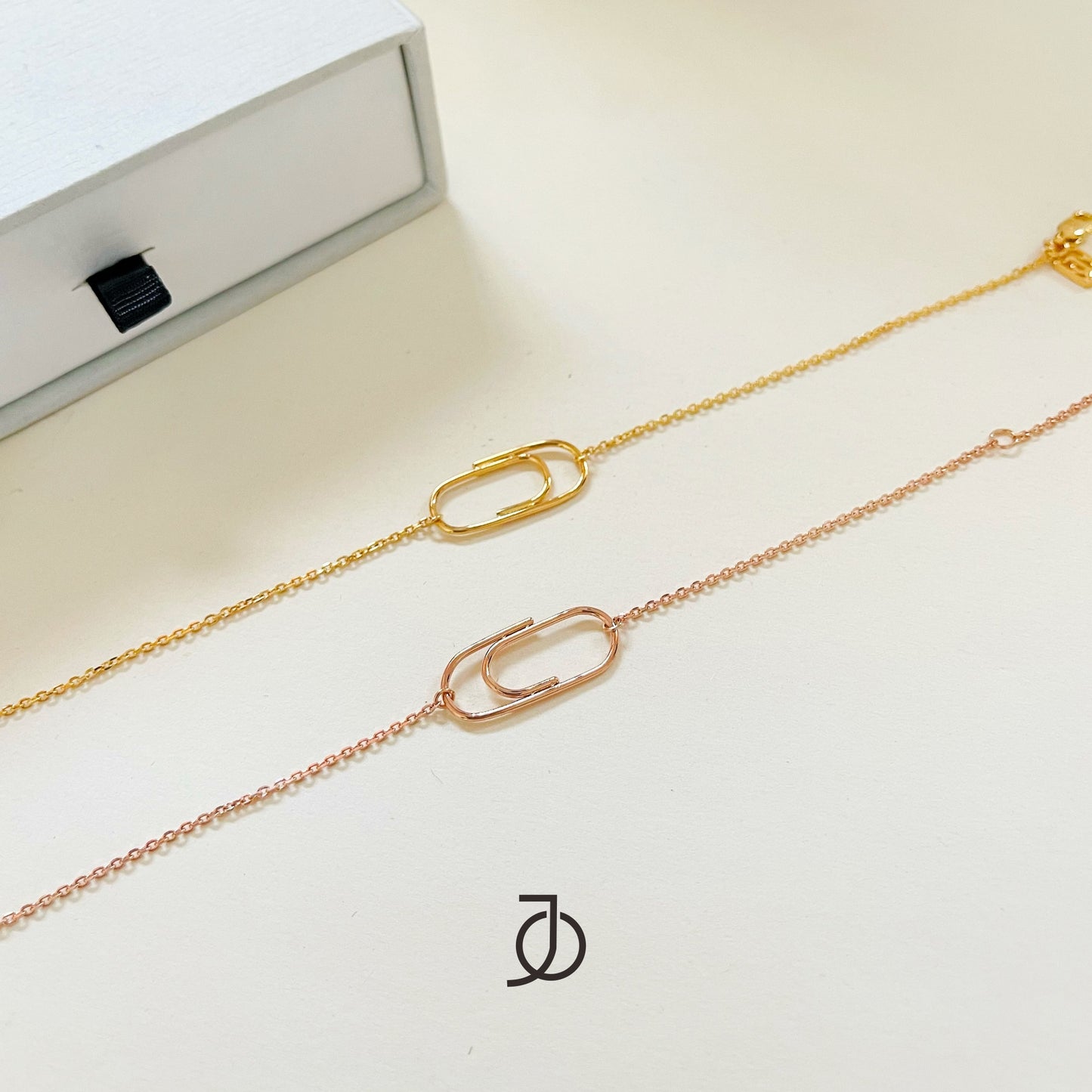 JO LARGE CLIP ART BRACELET