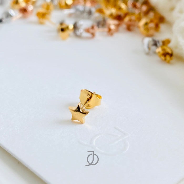 JO Dome Star Studs