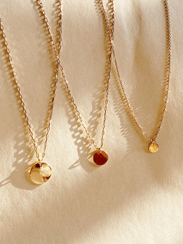 Jo Mini Disc With Mini Paper Clip Chain Dangle