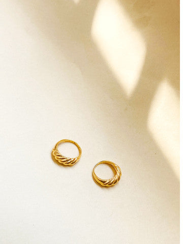 JO Croissant Ring