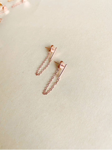 Jo Mini Bar Chain Stud