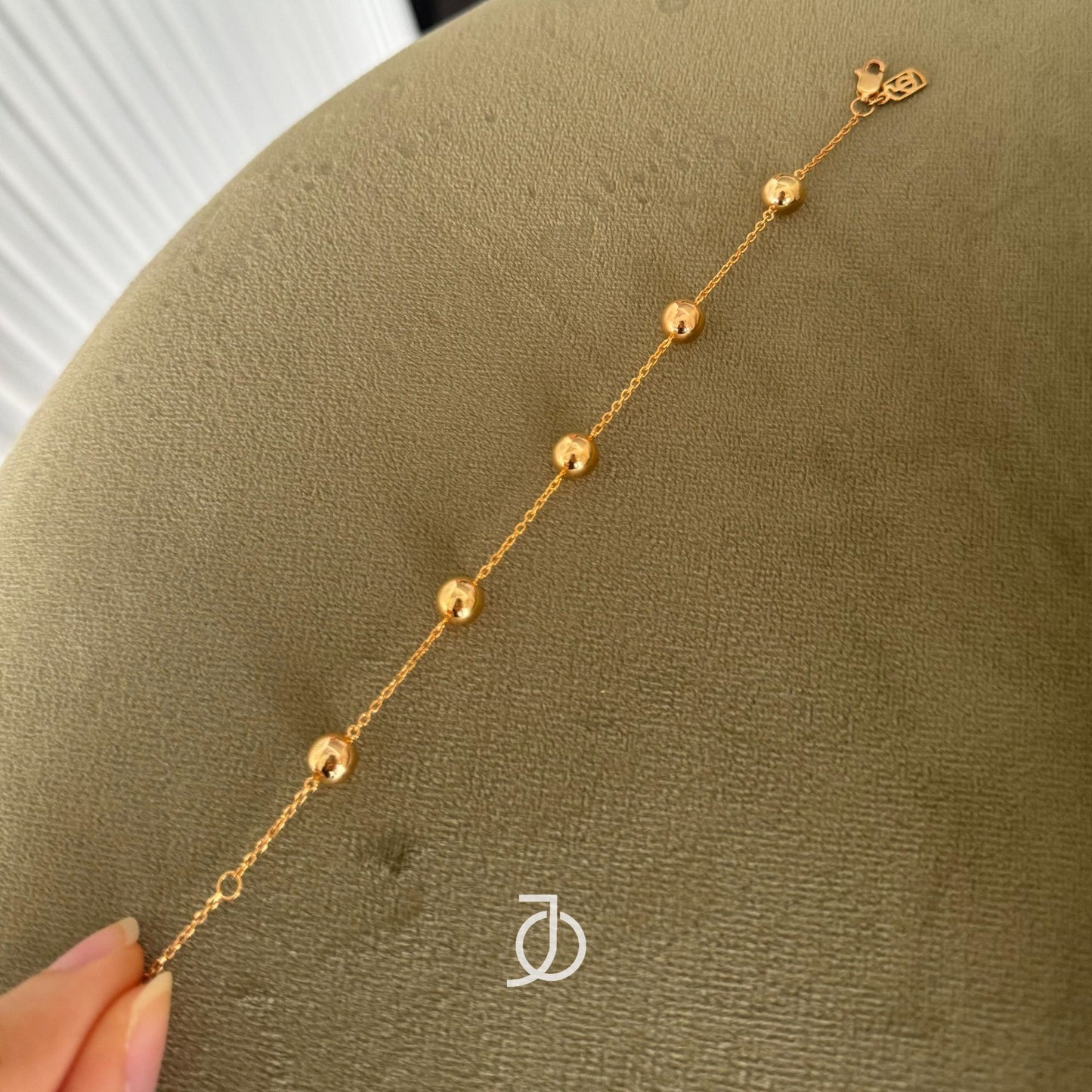 JO Gold Ball By The Yard Chain Bracelet 17K