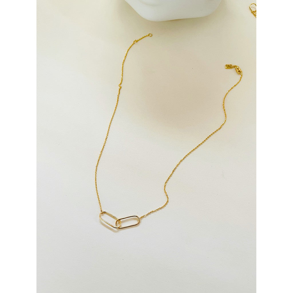 Jo Oval Interlocking Chain