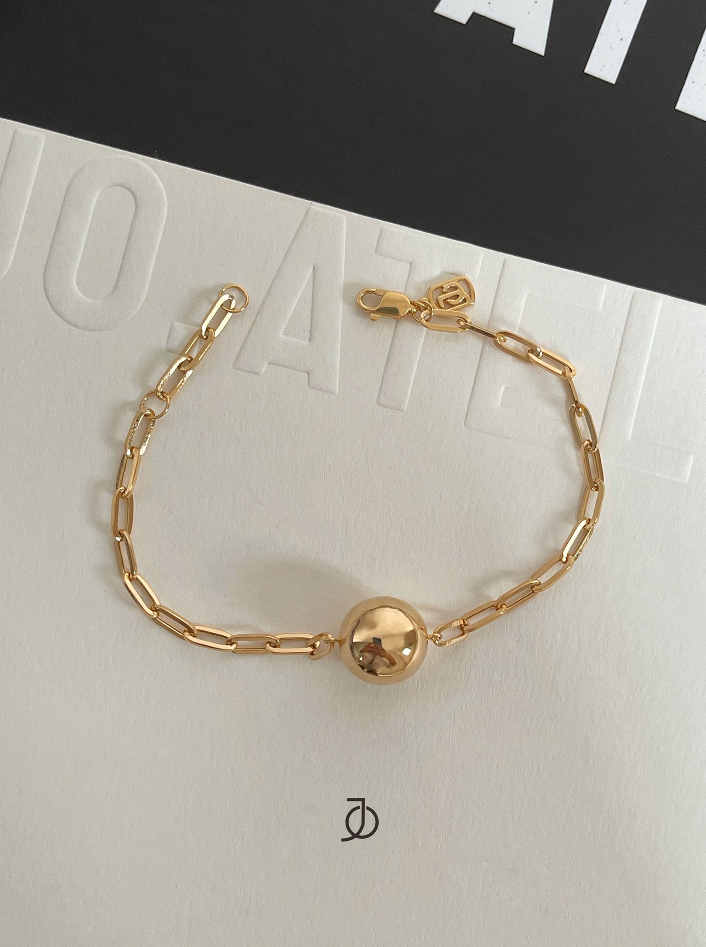 JO Ball Bracelet With Paper Clip 17k