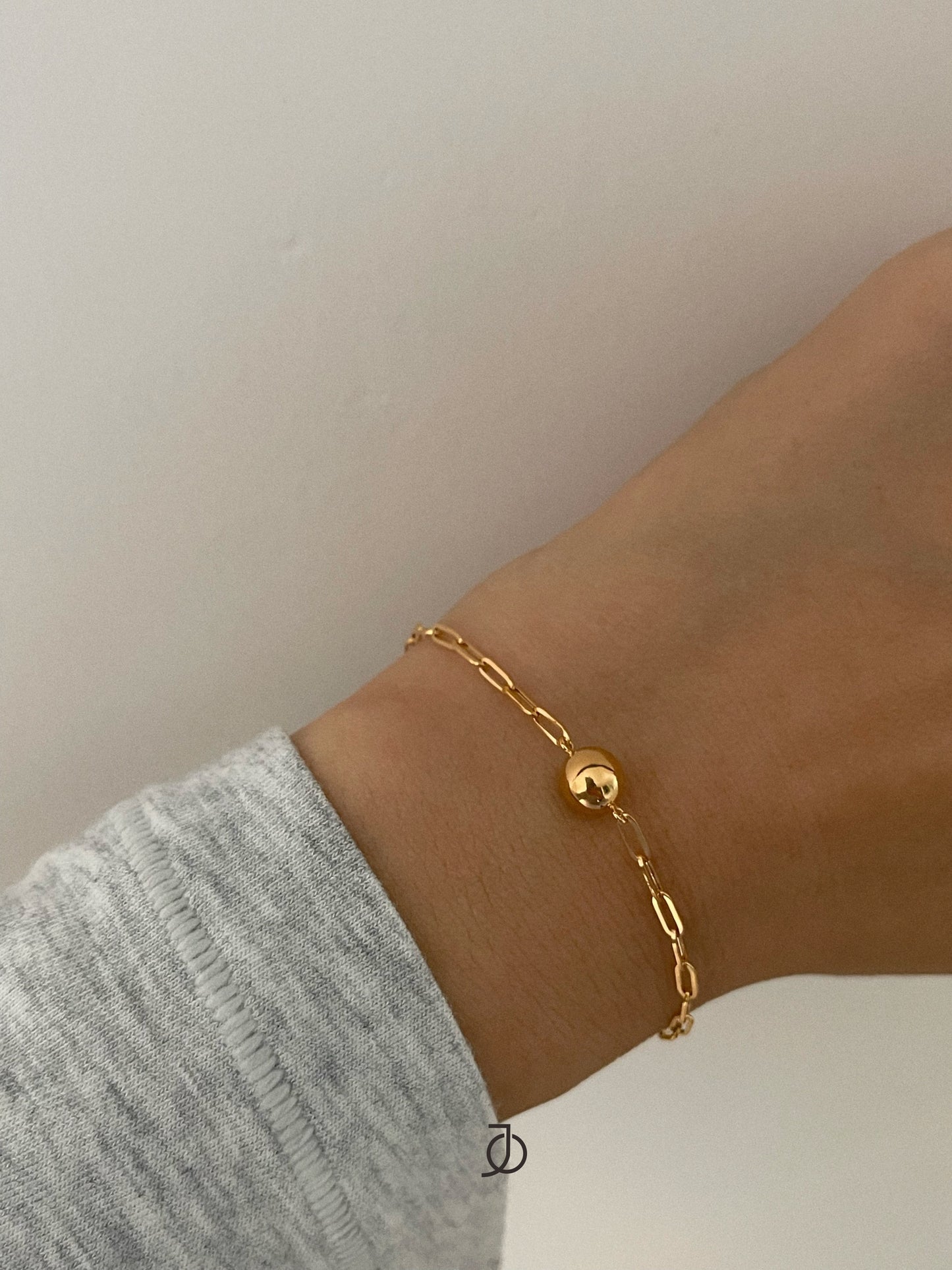 JO MINI BALL SMALL PAPER CLIP BRACELET