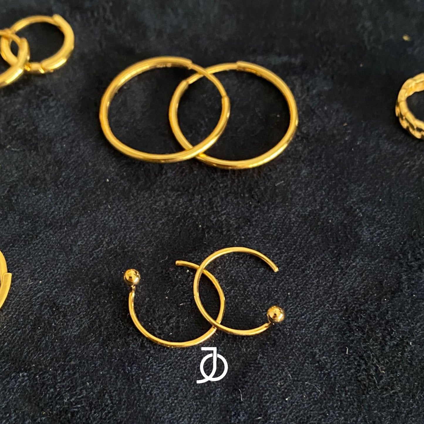 JO Small Easy Hoops