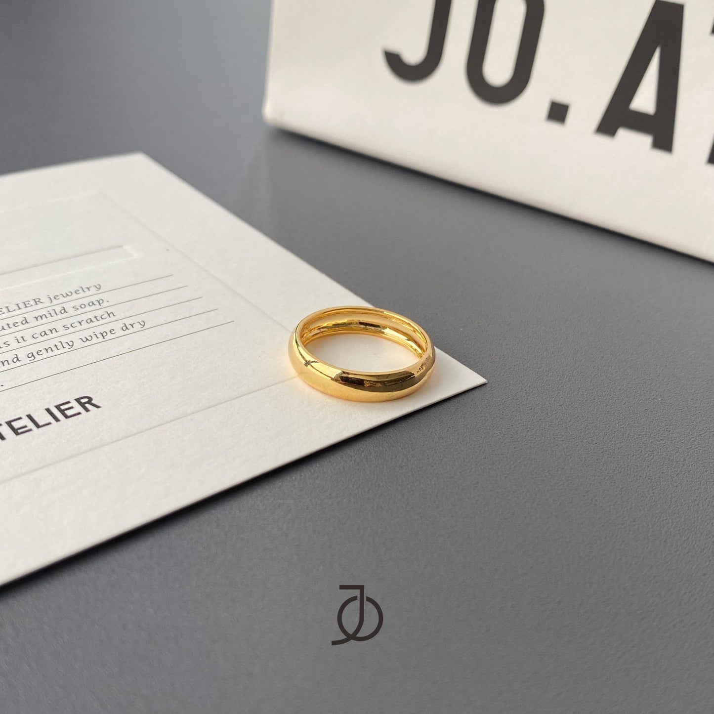 JO Cincin Emas-4mm Curved Band 17k