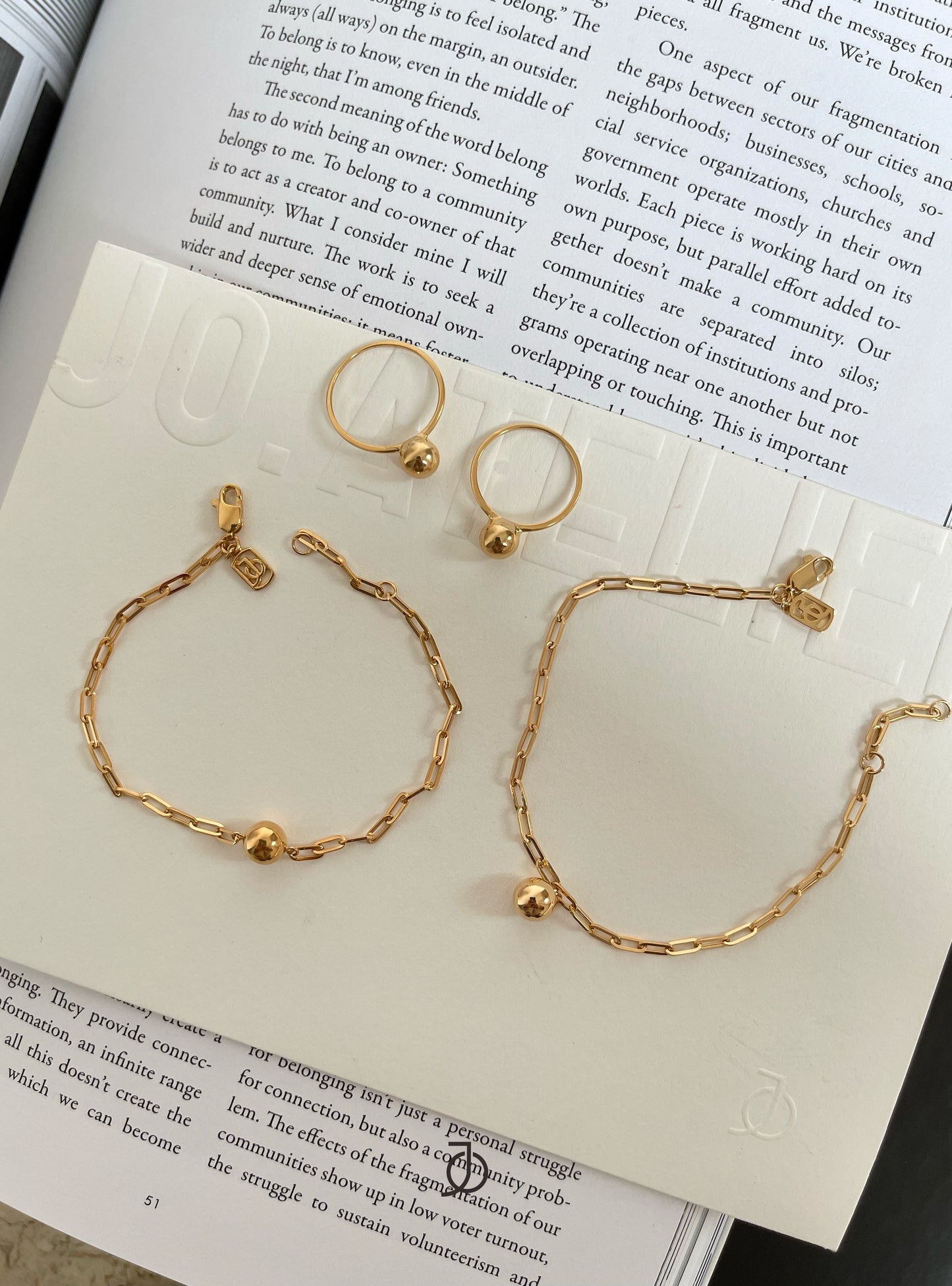 JO MINI BALL SMALL PAPER CLIP BRACELET