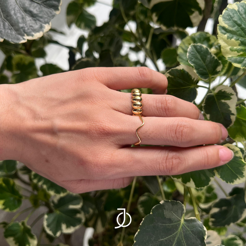 JO Squiggle Ring