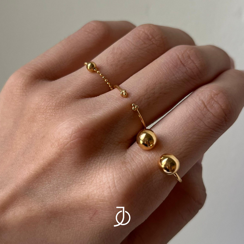 JO Ball Mini Beaded Chain Ring