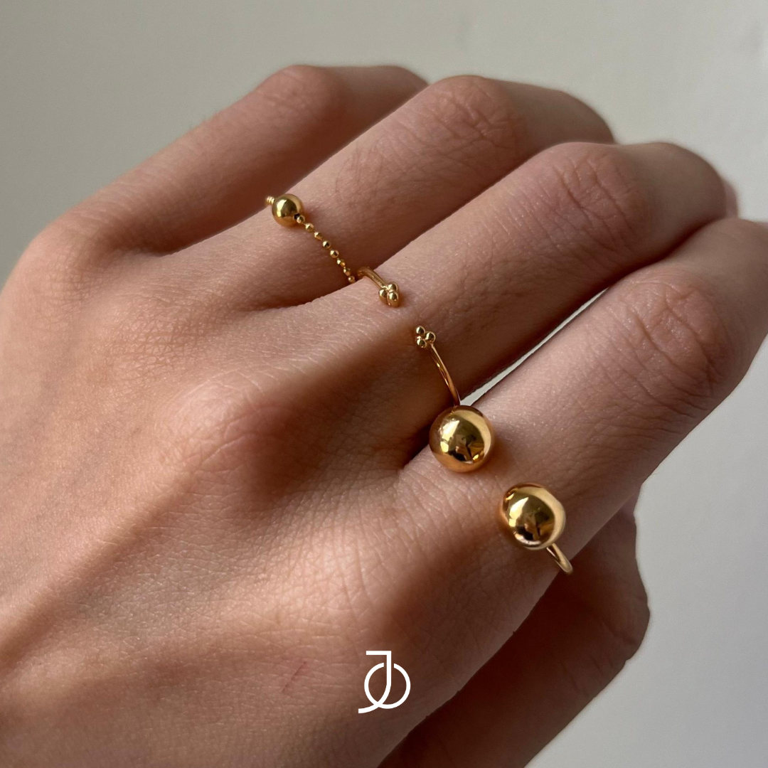 JO Ball Mini Beaded Chain Ring