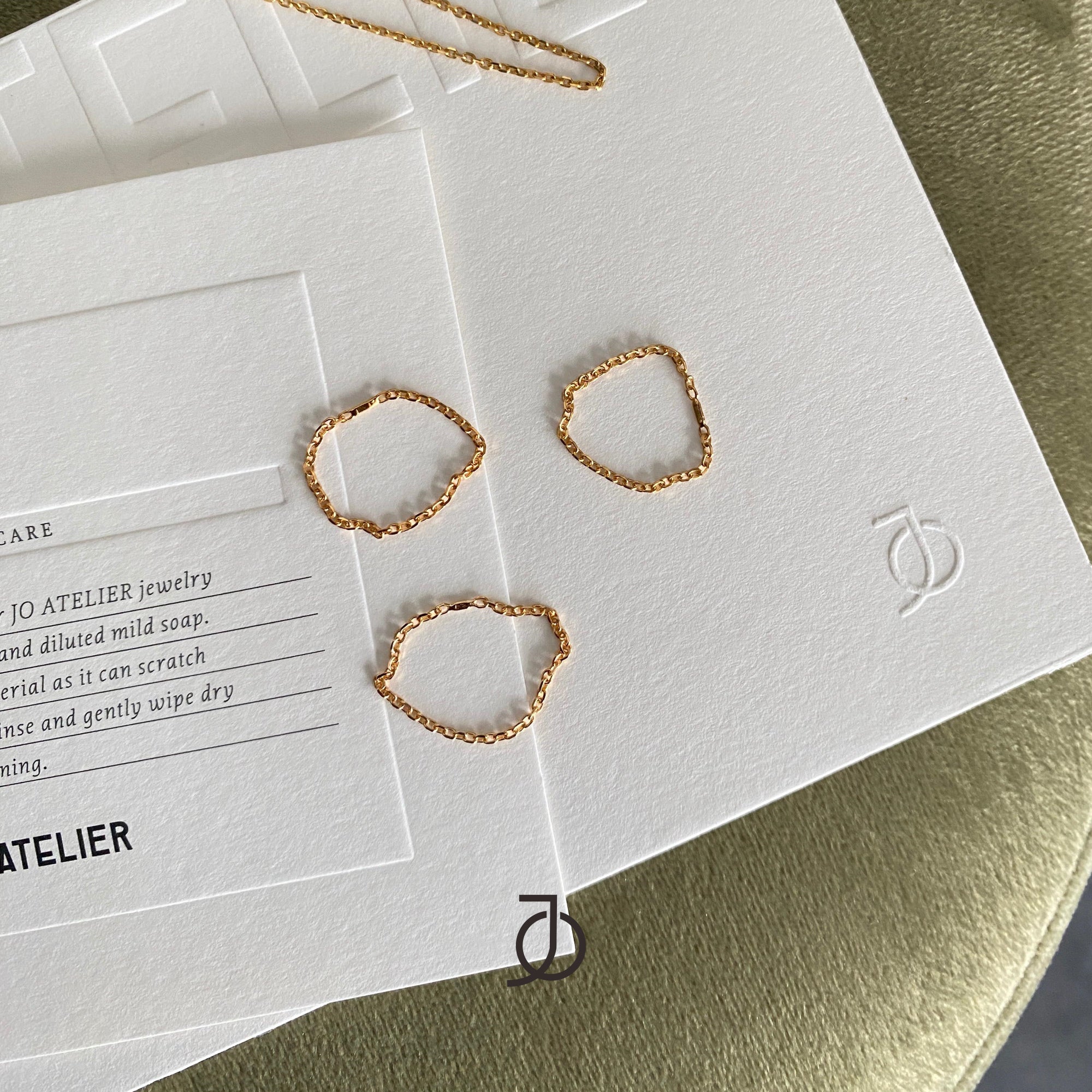 JO Thin Chain Ring