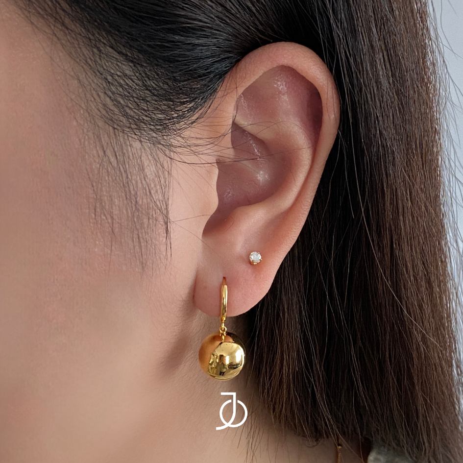 JO Round Diamond Solitaire Studs