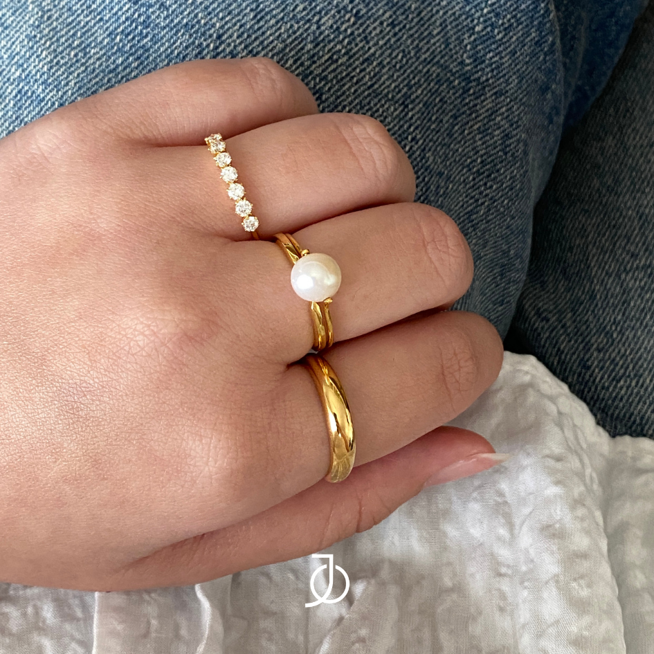 JO Diamond Ring