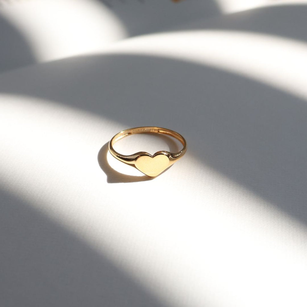 JO Mini Heart Signet Ring