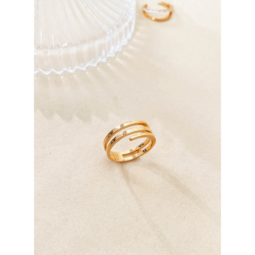 JO Coil Gold Ring 17k