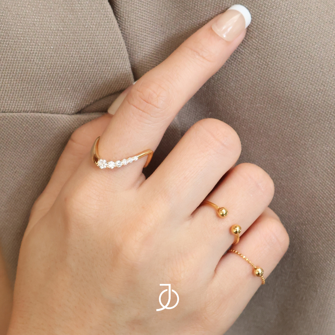 JO Diamond Wave Ring