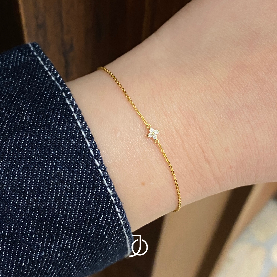 JO Mini Clover Diamond Chain Bracelet