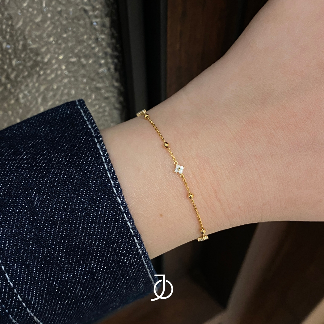 JO 3 Mini Clover Diamond Chain Bracelet