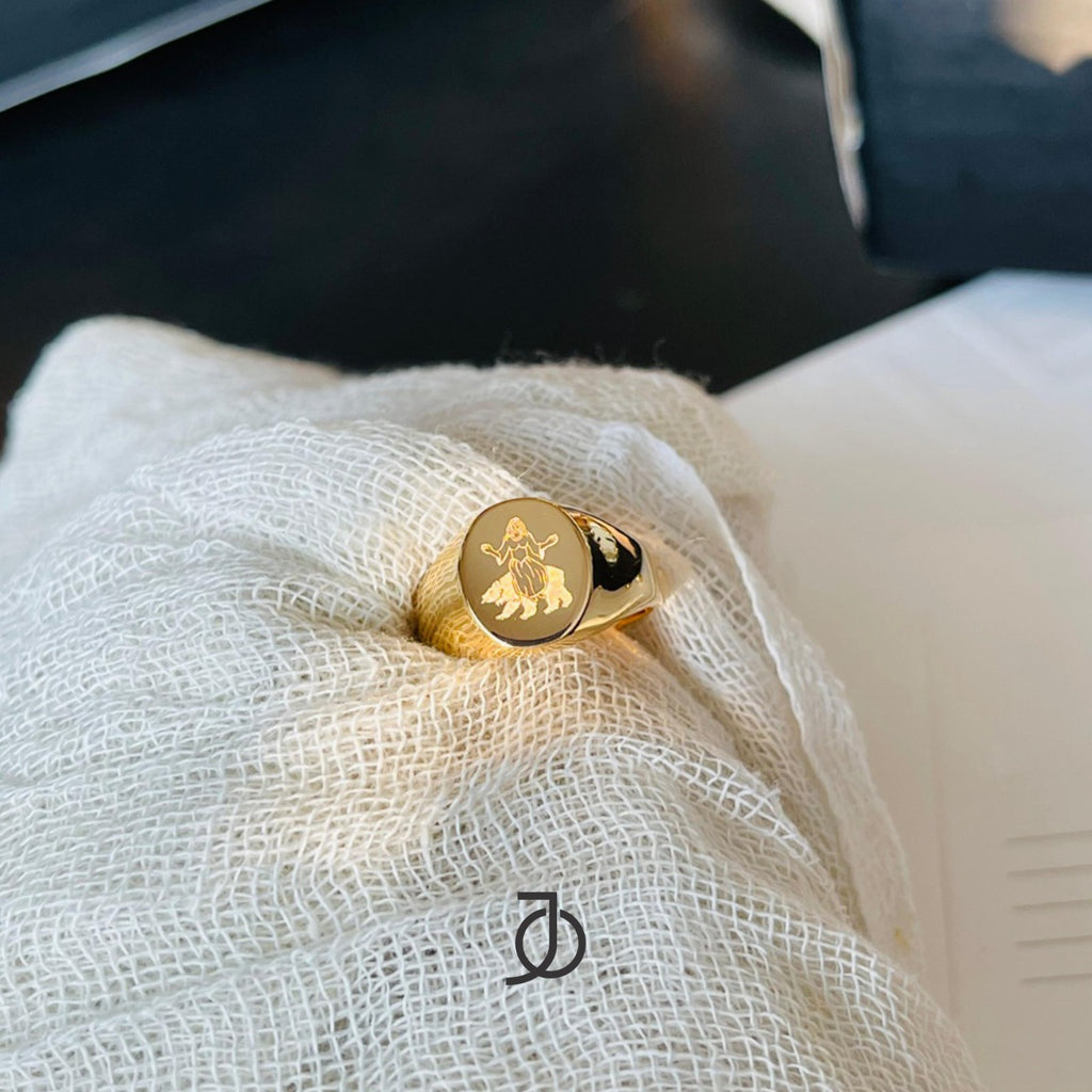 JO Bold Signet Ring