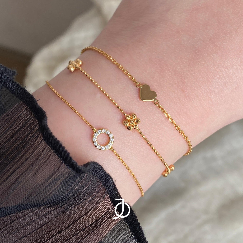 JO Flower Diamond Cut Beads Bracelet