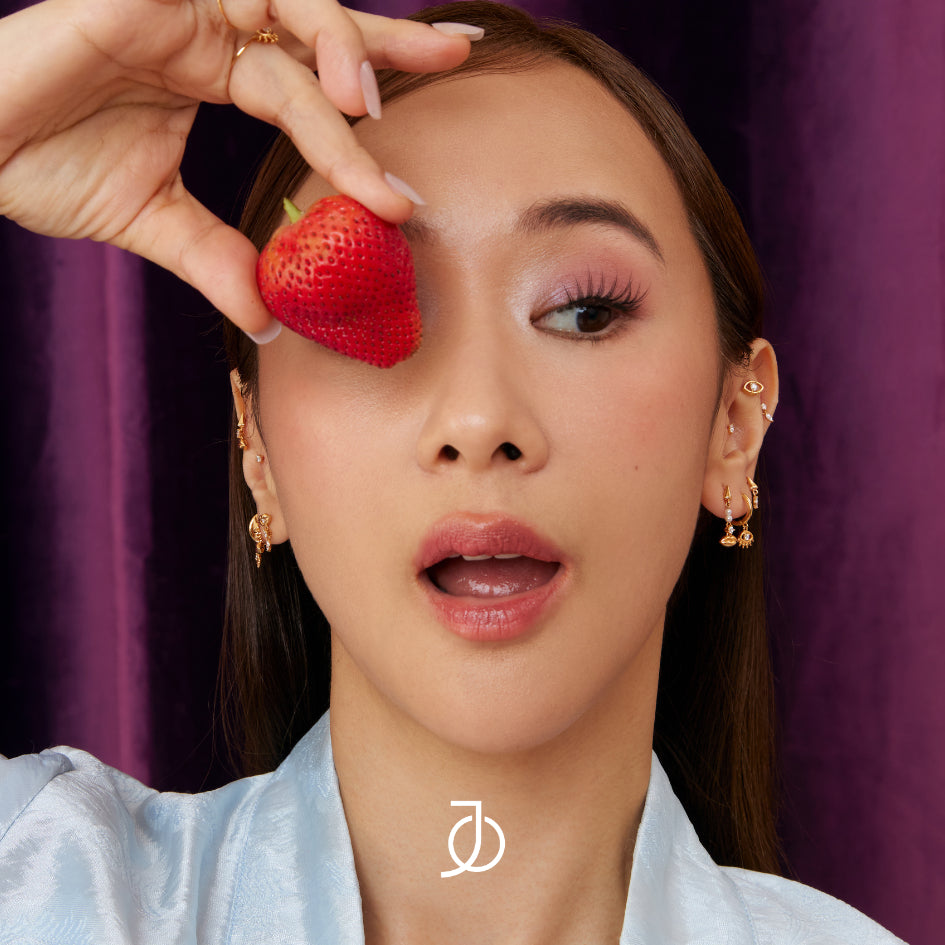 JO Traces Earrings With Marquise Diamond 17k