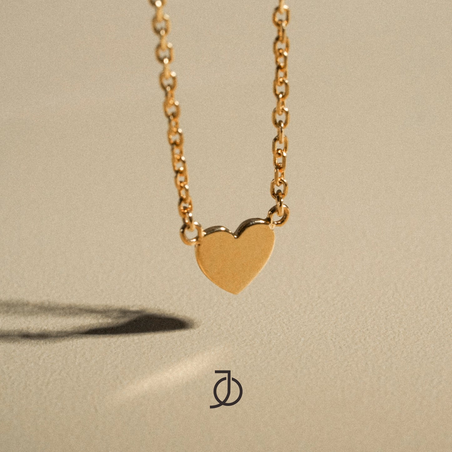 Jo Heart Chain Necklace