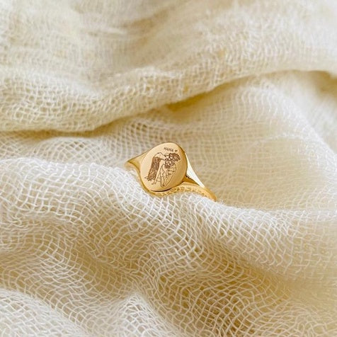 Jo Mini Oval Signet Pinky Ring Engraved
