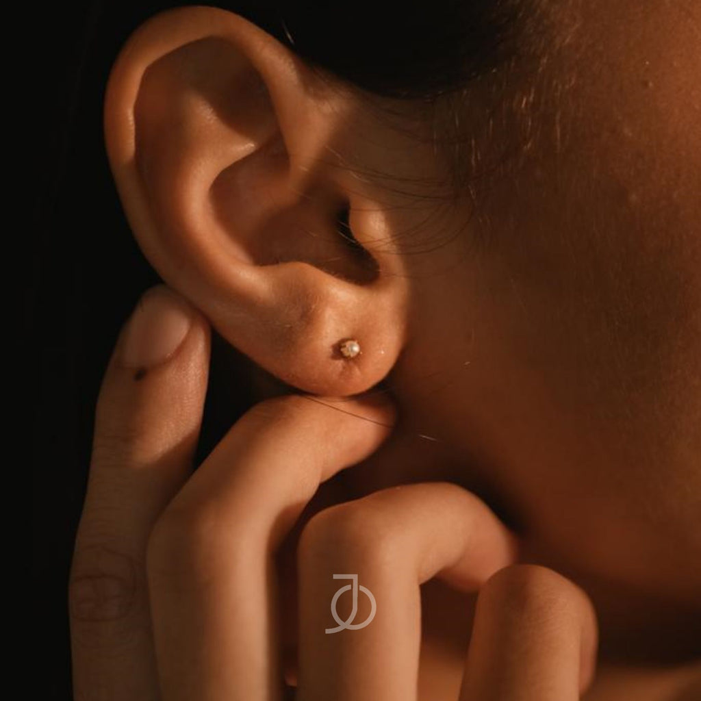 JO Mini Pearl Stud
